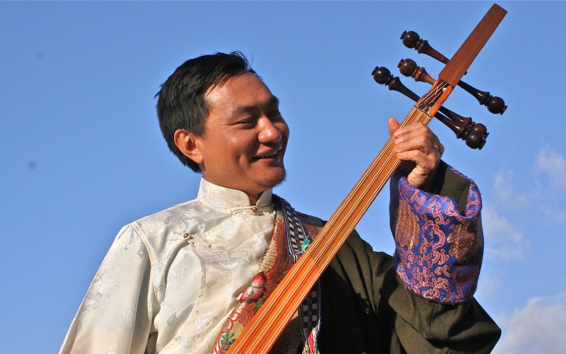 Mountain music and song from Tibet